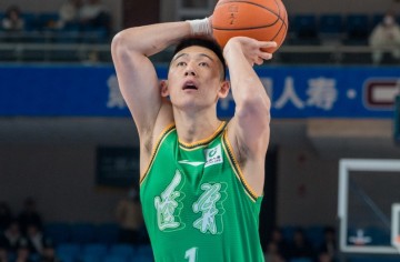 MK体育官方入口-辽宁42分大胜送四川35连败创纪录 付豪前7中7莱迪首秀14分
